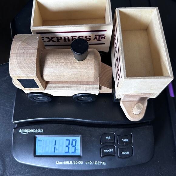 Aggieland Express wooden train 3 pieces A&M kiddos - Picture 9 of 9